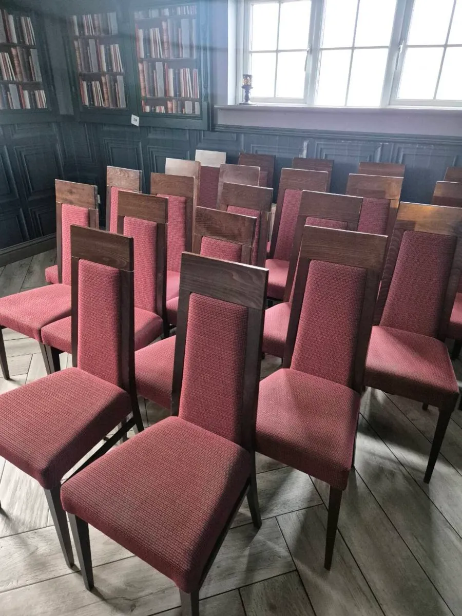 Restaurant furniture - Image 1