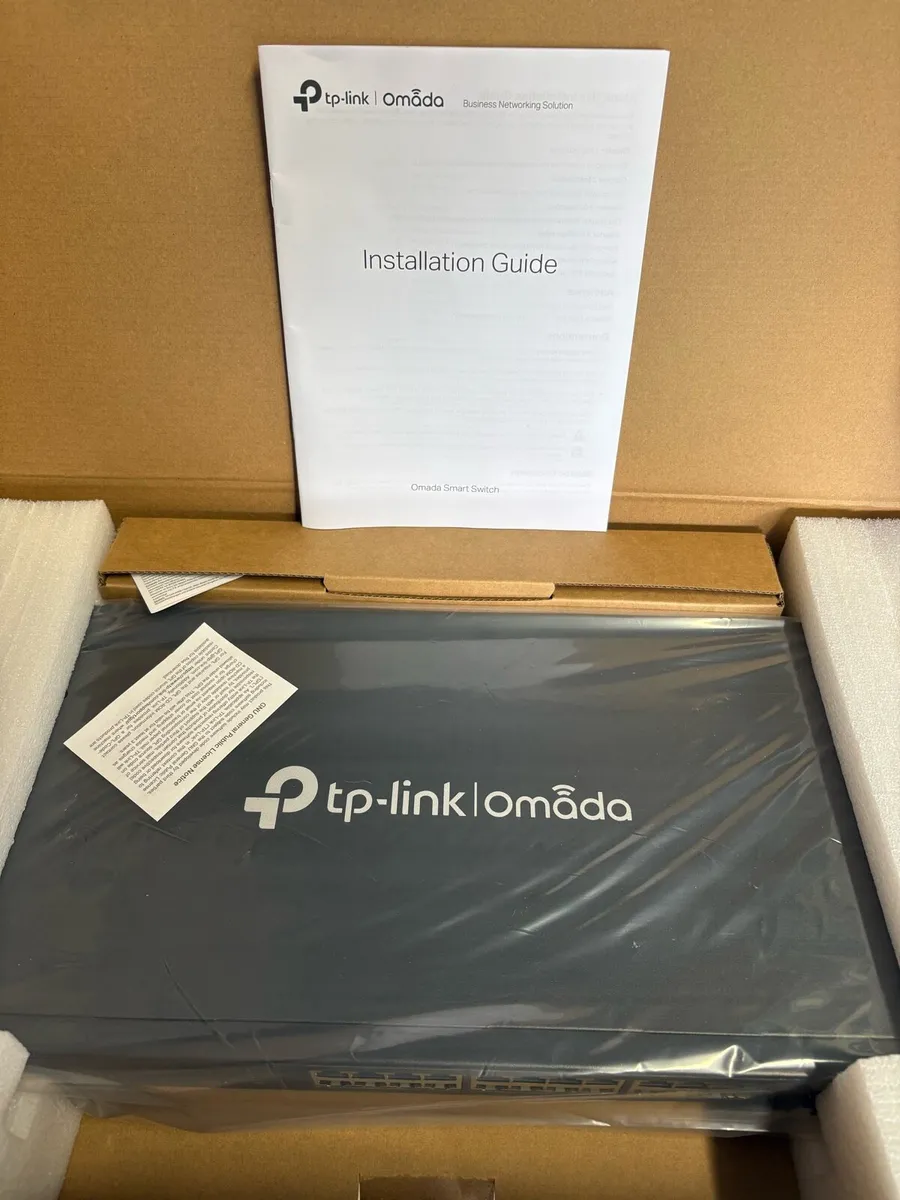 Omada 28-Port Gigabit switch - Image 2