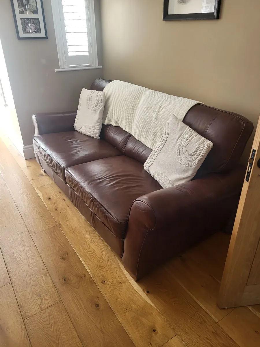 4 piece suite of furniture for sale - Image 3