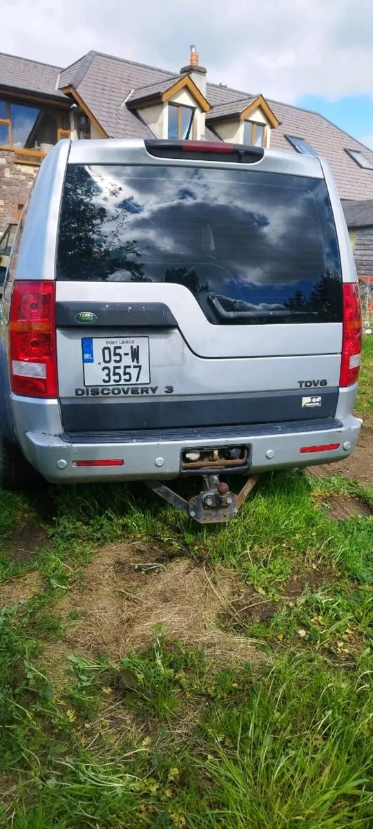 2 Discovery landrovers - Image 2