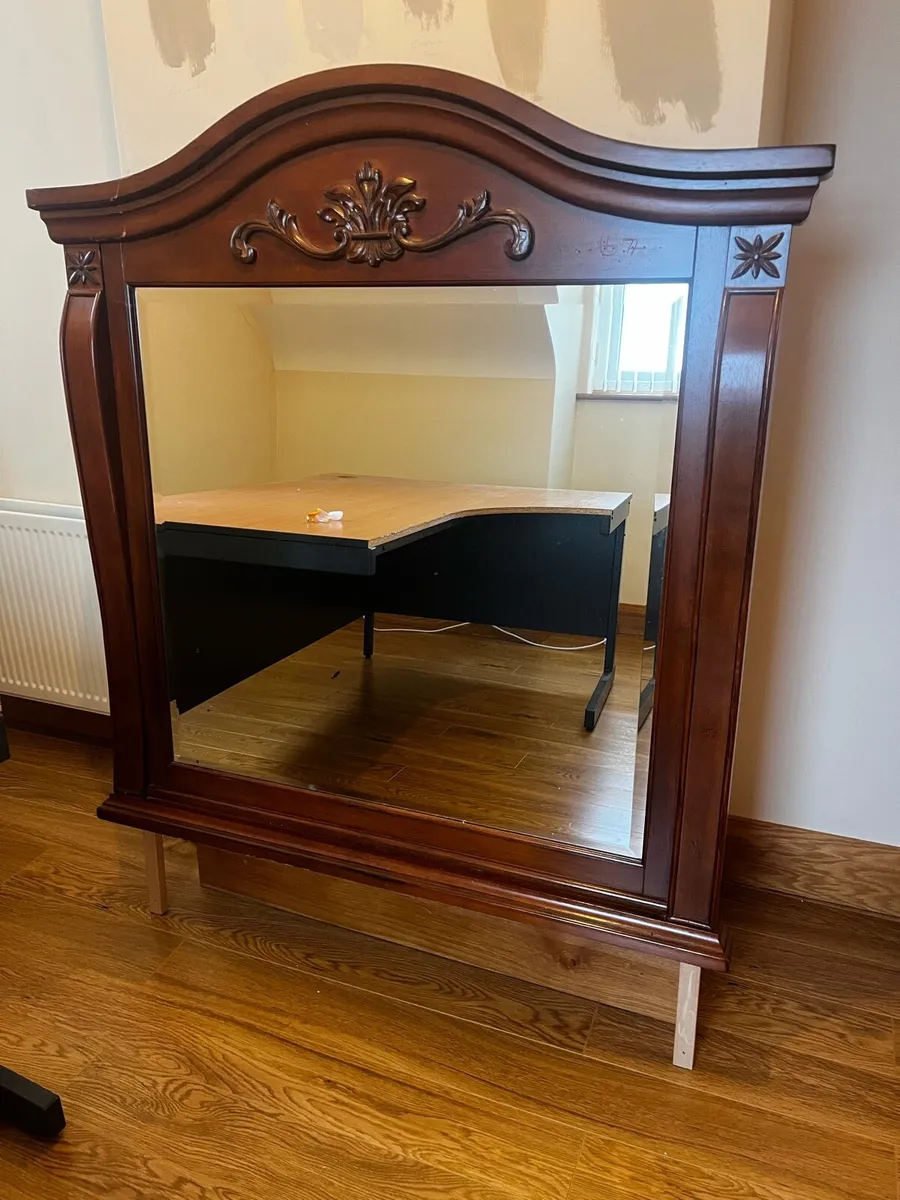 Mirror for sale - Image 2
