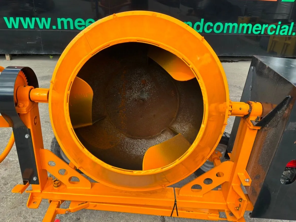 UNUSED DIESEL CEMENT MIXER........4 BAG......1630. - Image 3