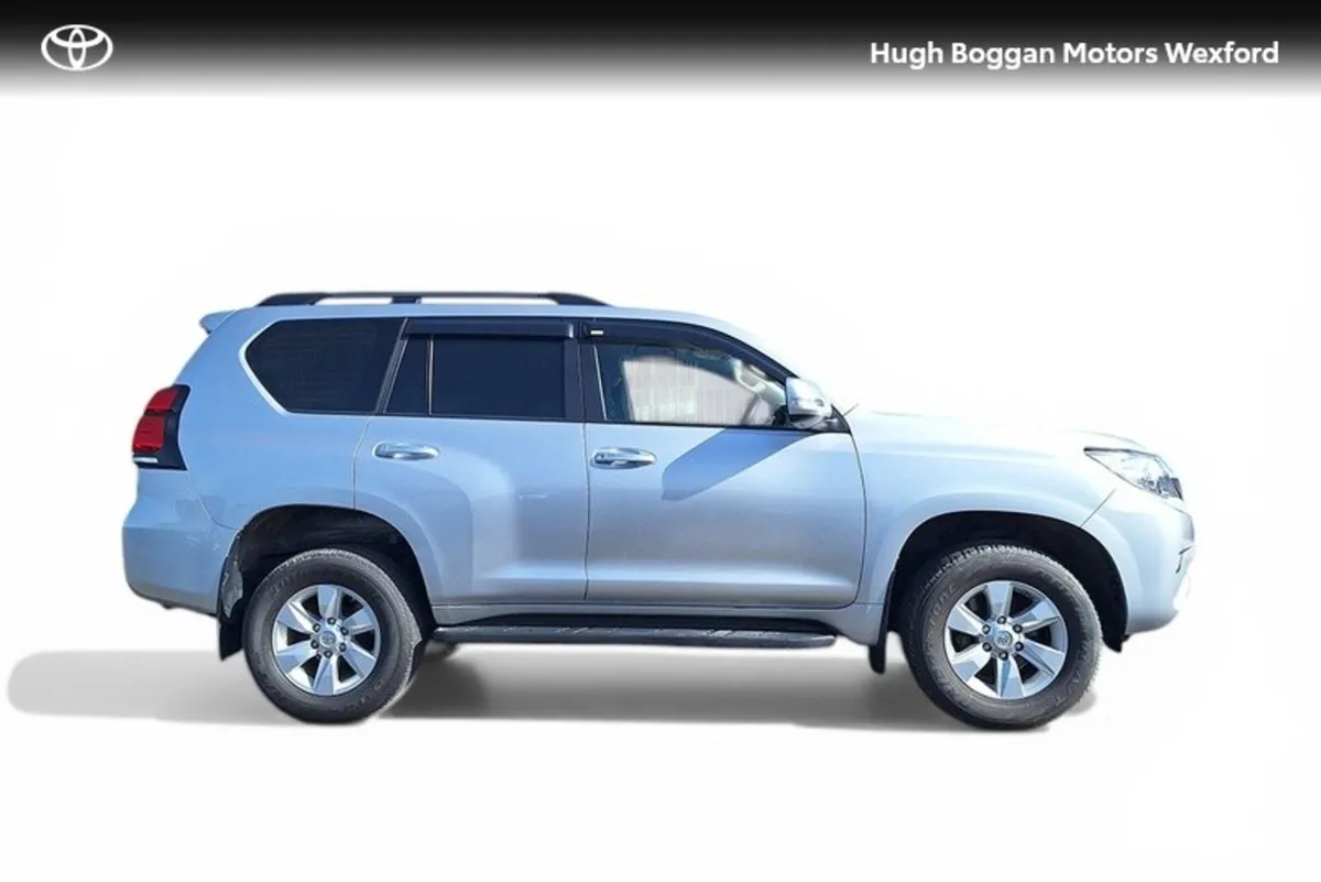 Toyota Land Cruiser LWB GX AUTO 1 YR TOYOTA WARRAN - Image 3