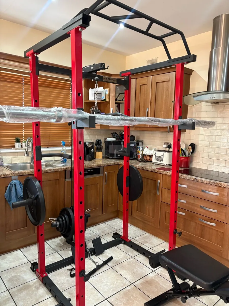 UNBELIEVABLE GYM WEIGHTLIFTING SET UP, READ!!! - Image 4