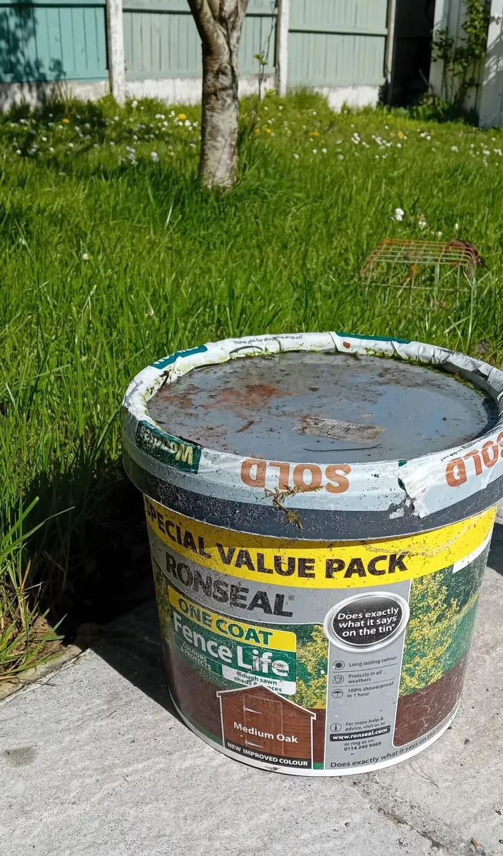Fence Life unused sealed tub for free