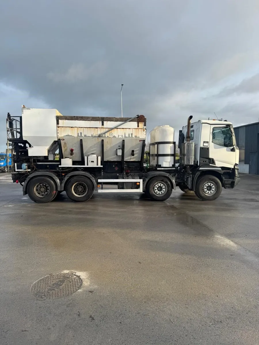 Renault Other 2018 - Image 2