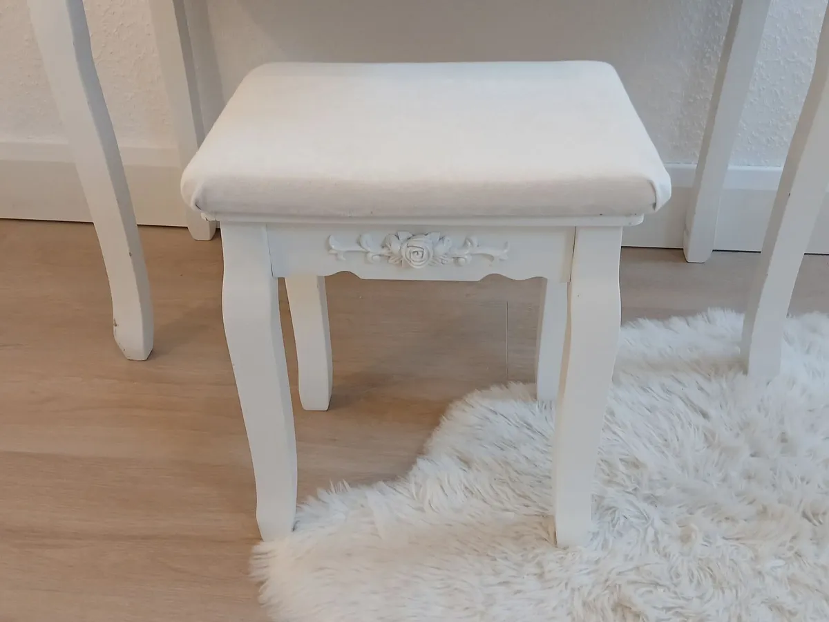Dressing table with stool - Image 4
