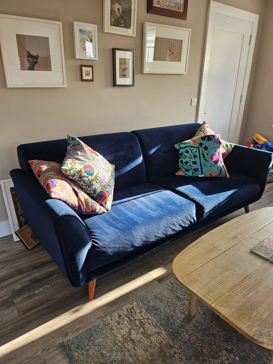 3 seater couch - Image 2