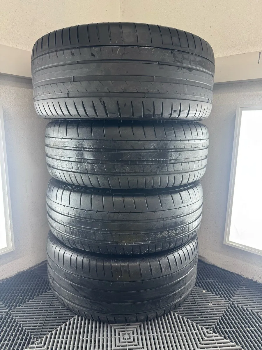 GENUINE 18” BMW 3 Series Alloys & Tires - Image 4