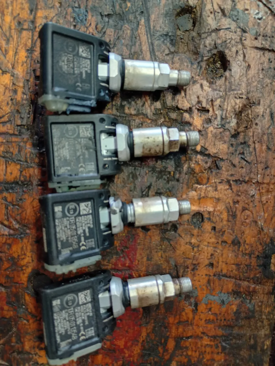 BMW g05 X5 tire pressure monitor - Image 3