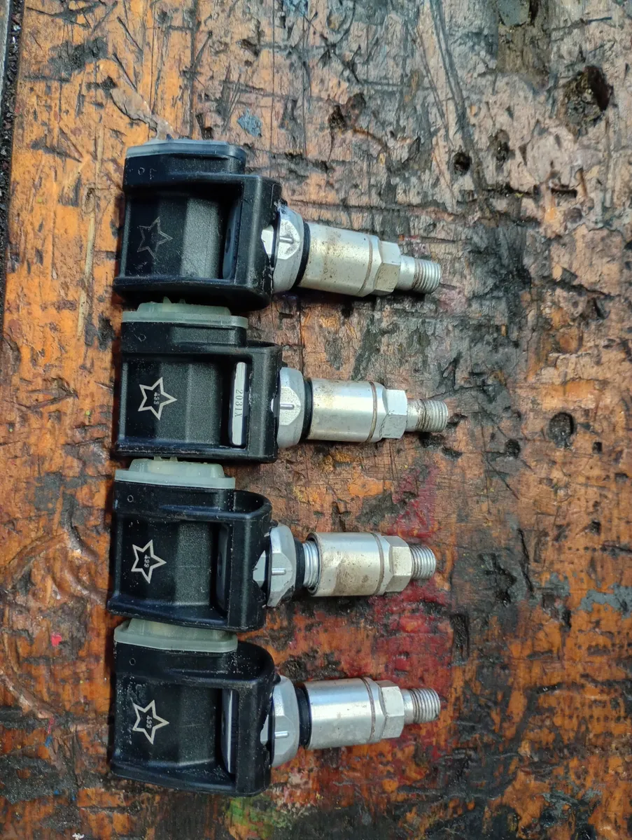 BMW g05 X5 tire pressure monitor - Image 2