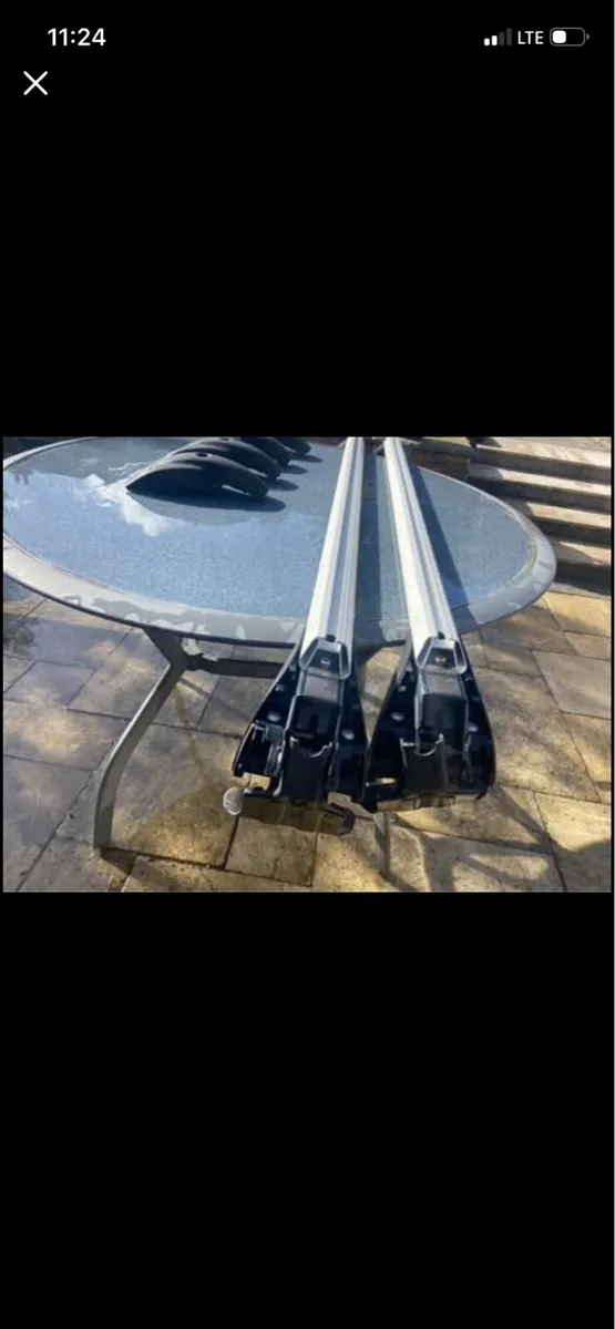 Ford SMAX 2017 Roof Bars - Image 1