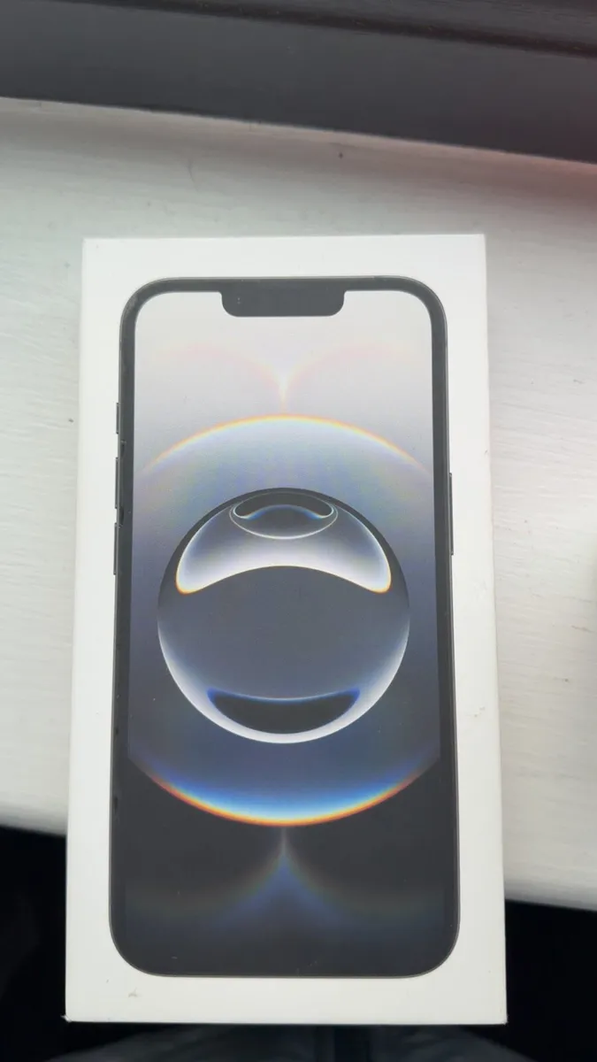 iPhone 16e 128GB 100 % Battery health - Image 2