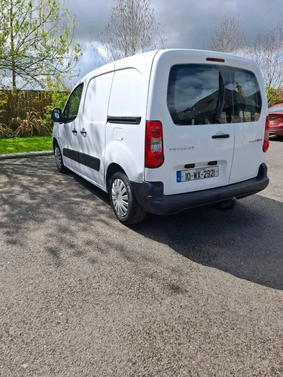 2010 Peugeot Partner - Image 4