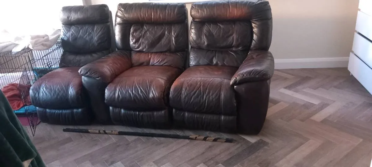 chest of Drawer Units and 3 seater sofa FOC - Image 2