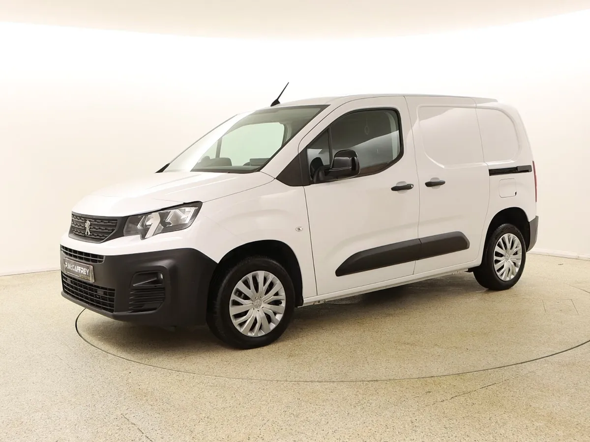 2022 Peugeot Partner 1.5 HDI Professional 3 seater - Image 3