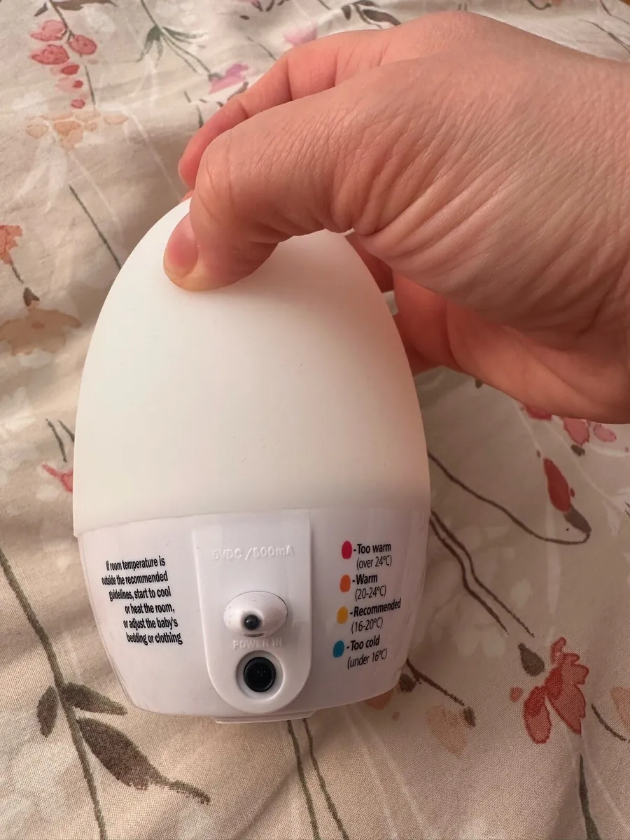 Tommee Tippee GroEgg digital colour thermometer - Image 1