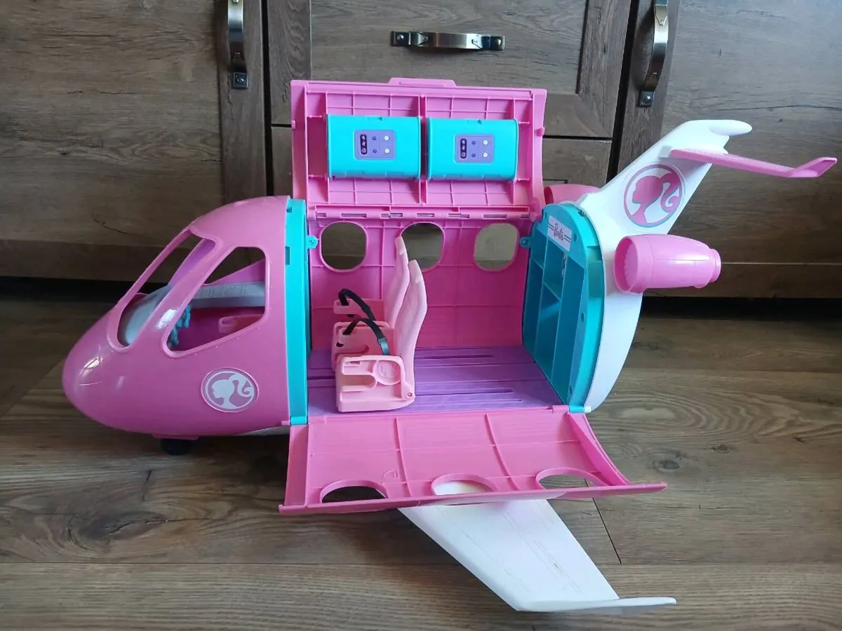 Barbie aeroplane - Image 3