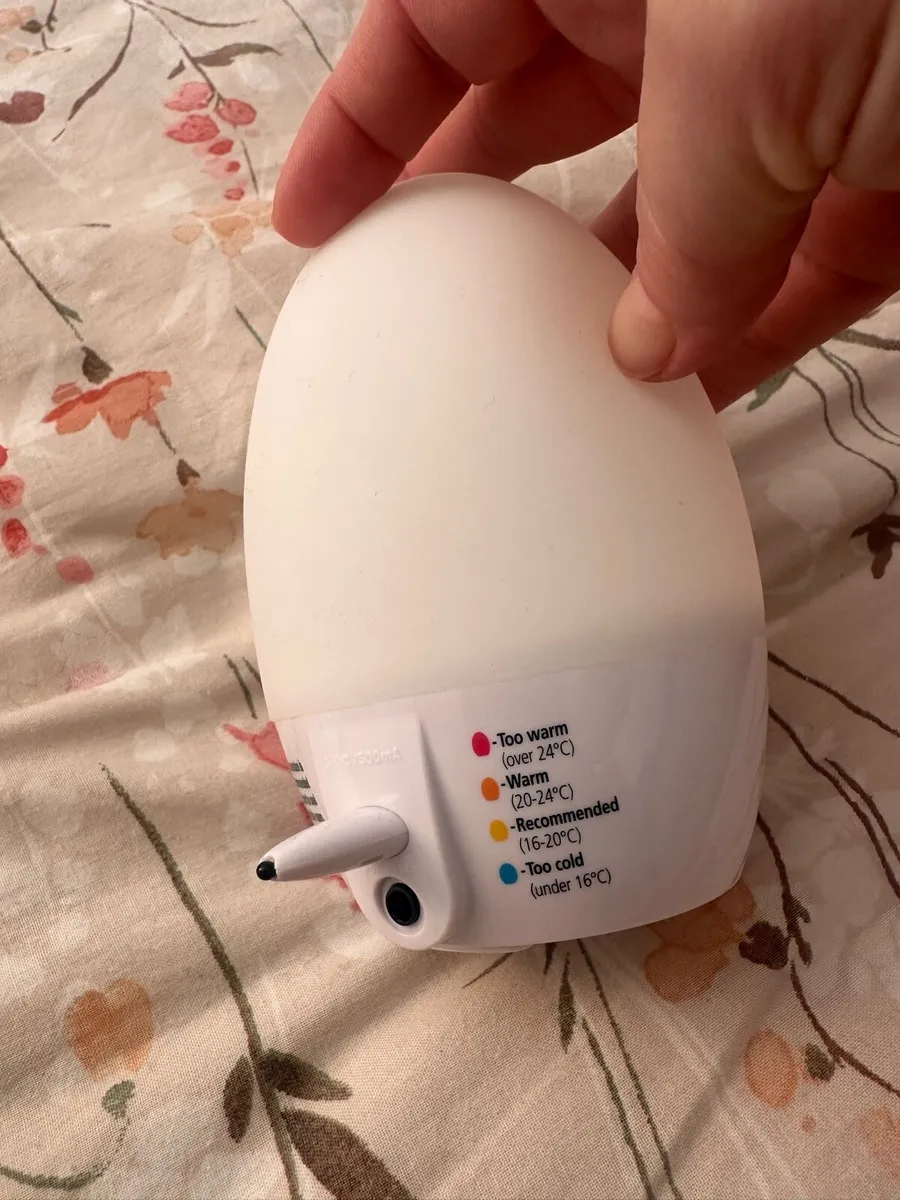 Tommee Tippee GroEgg digital colour thermometer - Image 2