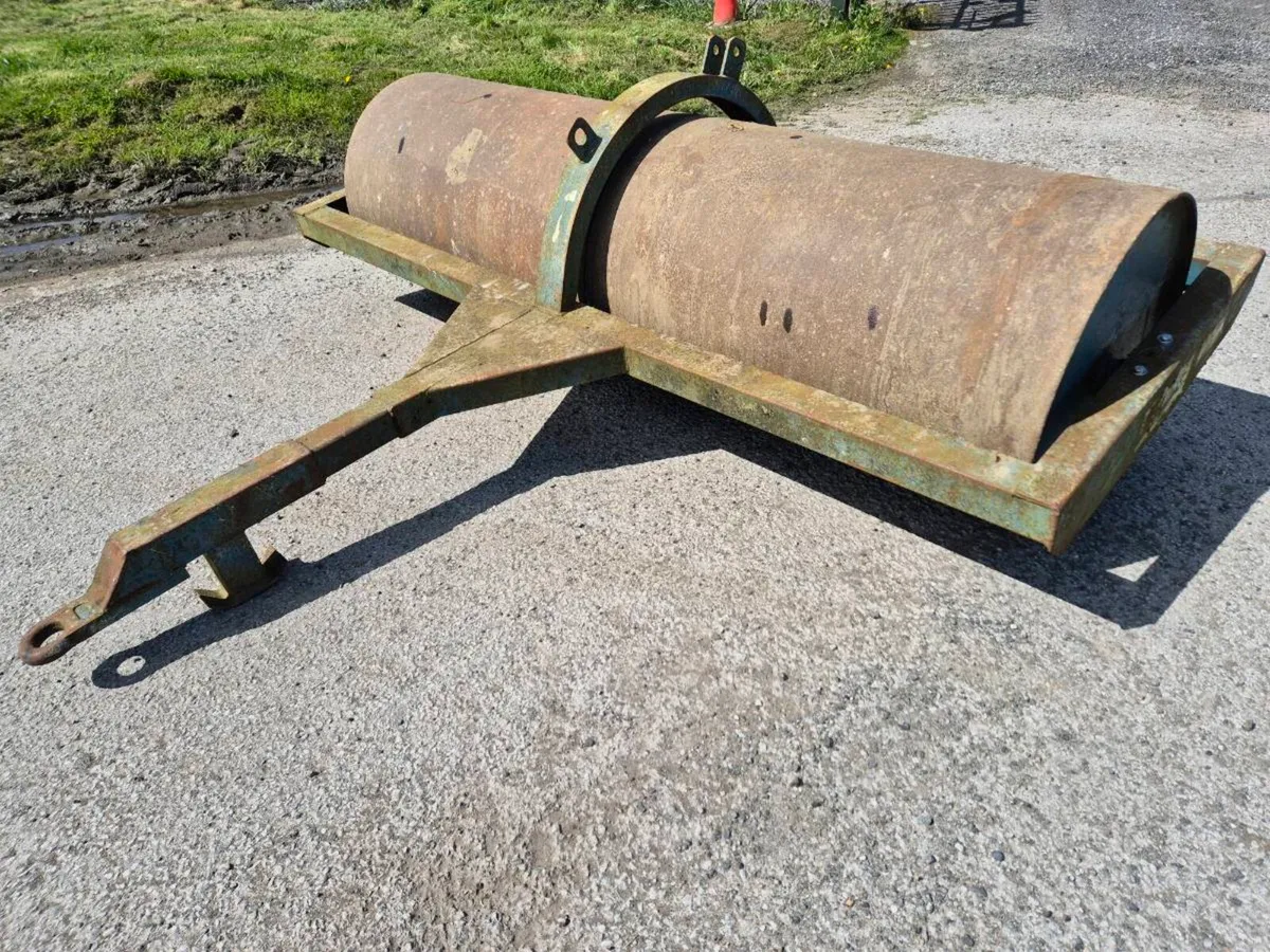 Fleming roller - Image 1