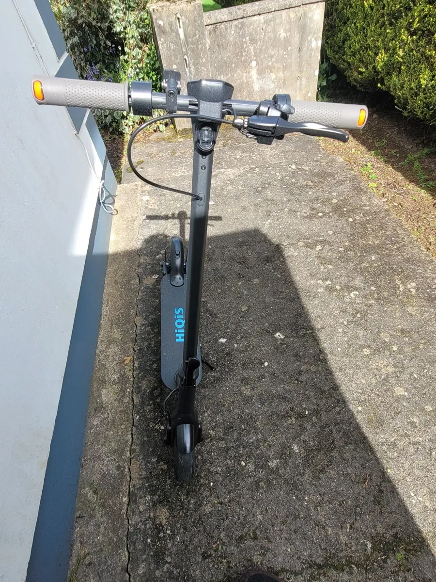 Electric scooter - Image 4