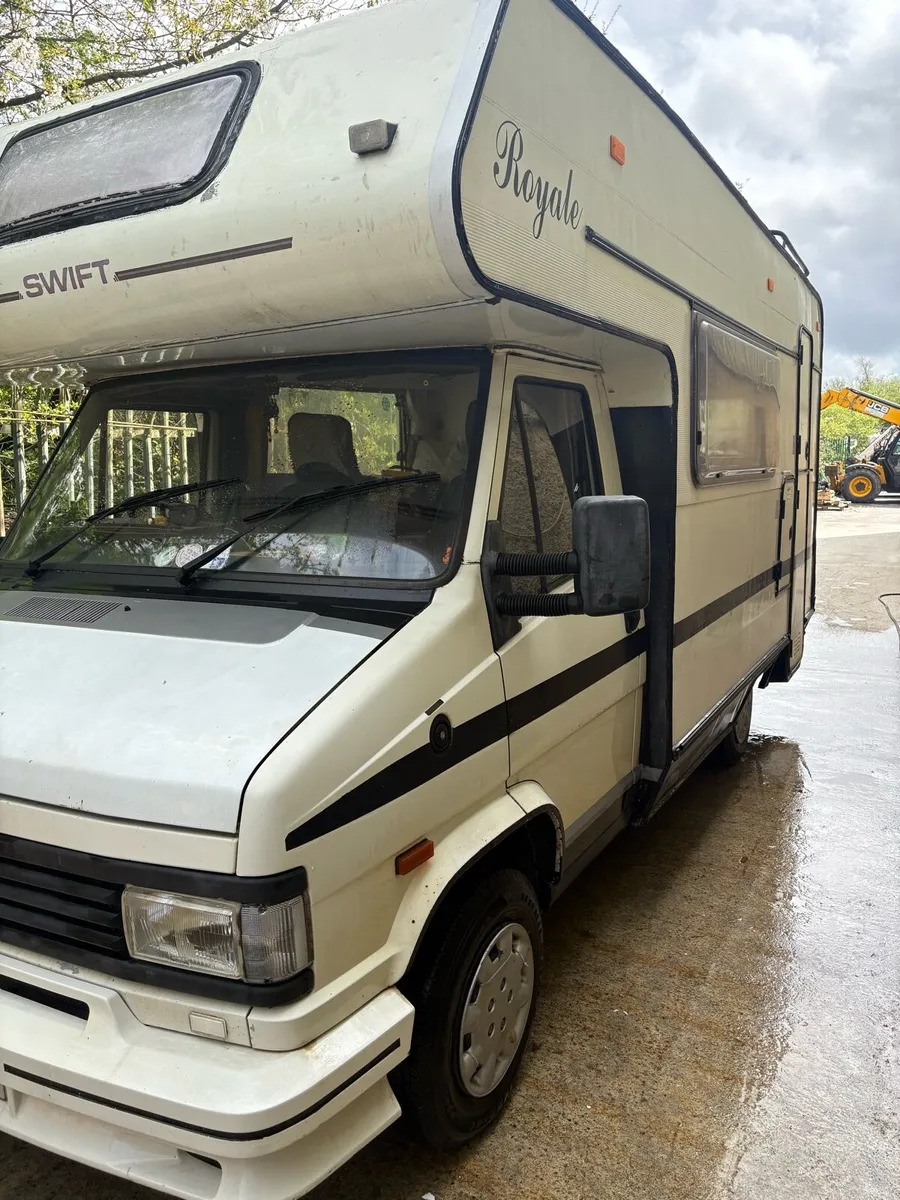 Motorhome - Image 2