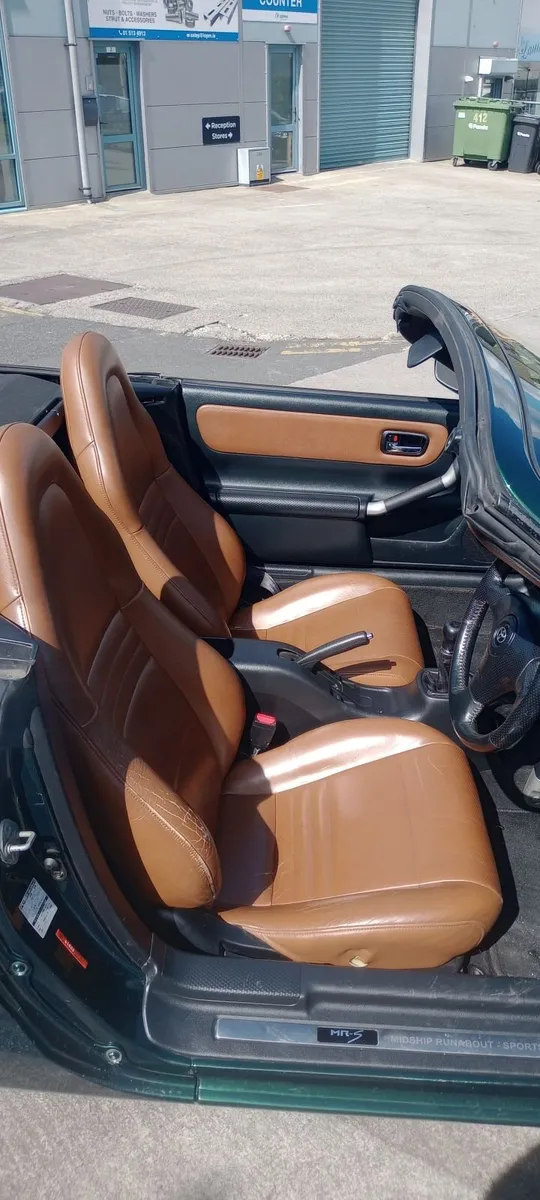 Mr2 spyder - Image 2