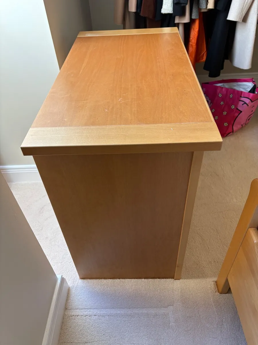 Chest of drawers - Image 2