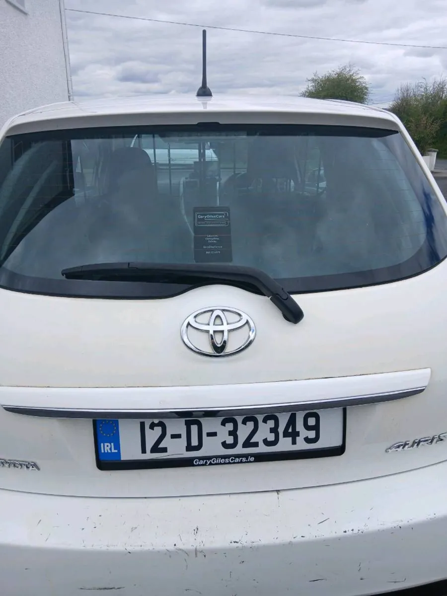 Toyota Auris Van - Image 2