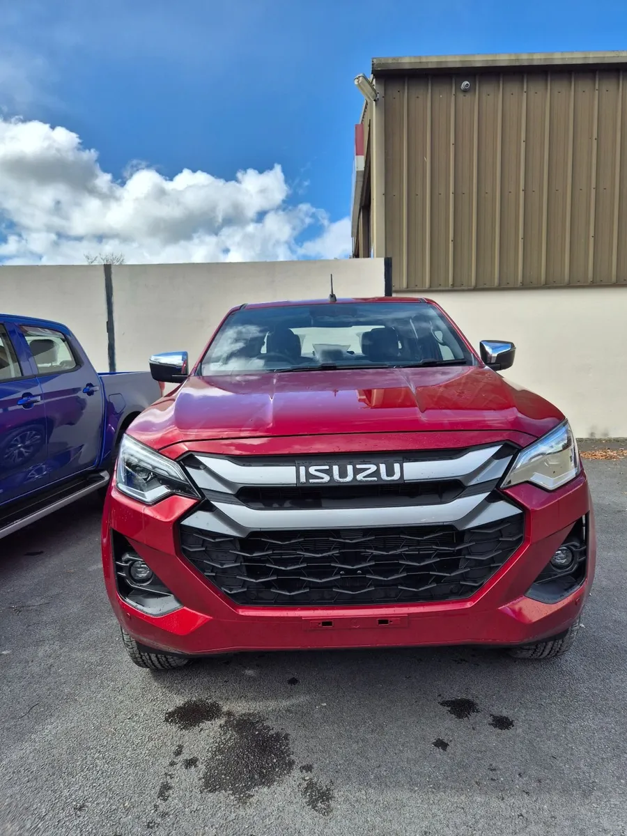 ISUZU DMAX LS - Image 3