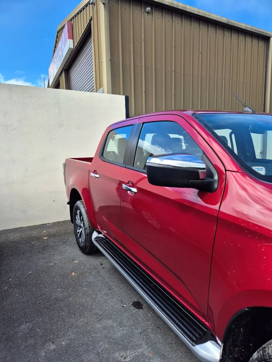 ISUZU DMAX LS - Image 4