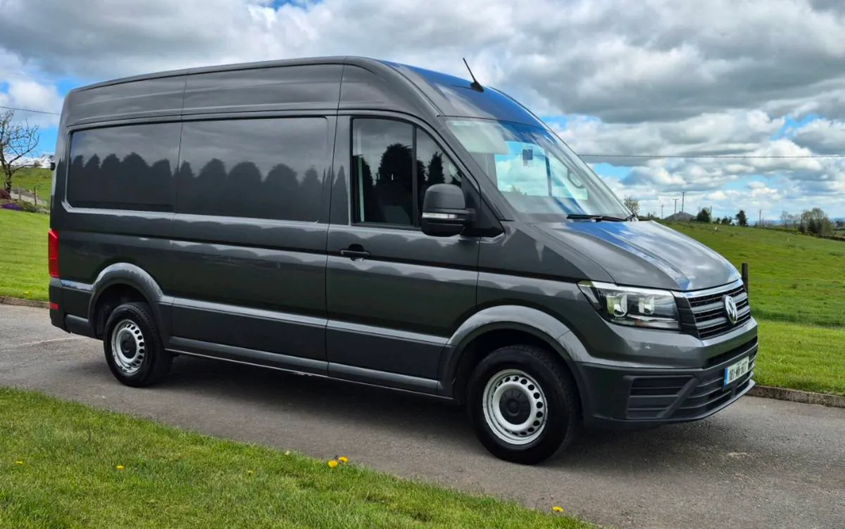 2018 VW CRAFTER DOE 02/27 CLEAN VAN - Image 1
