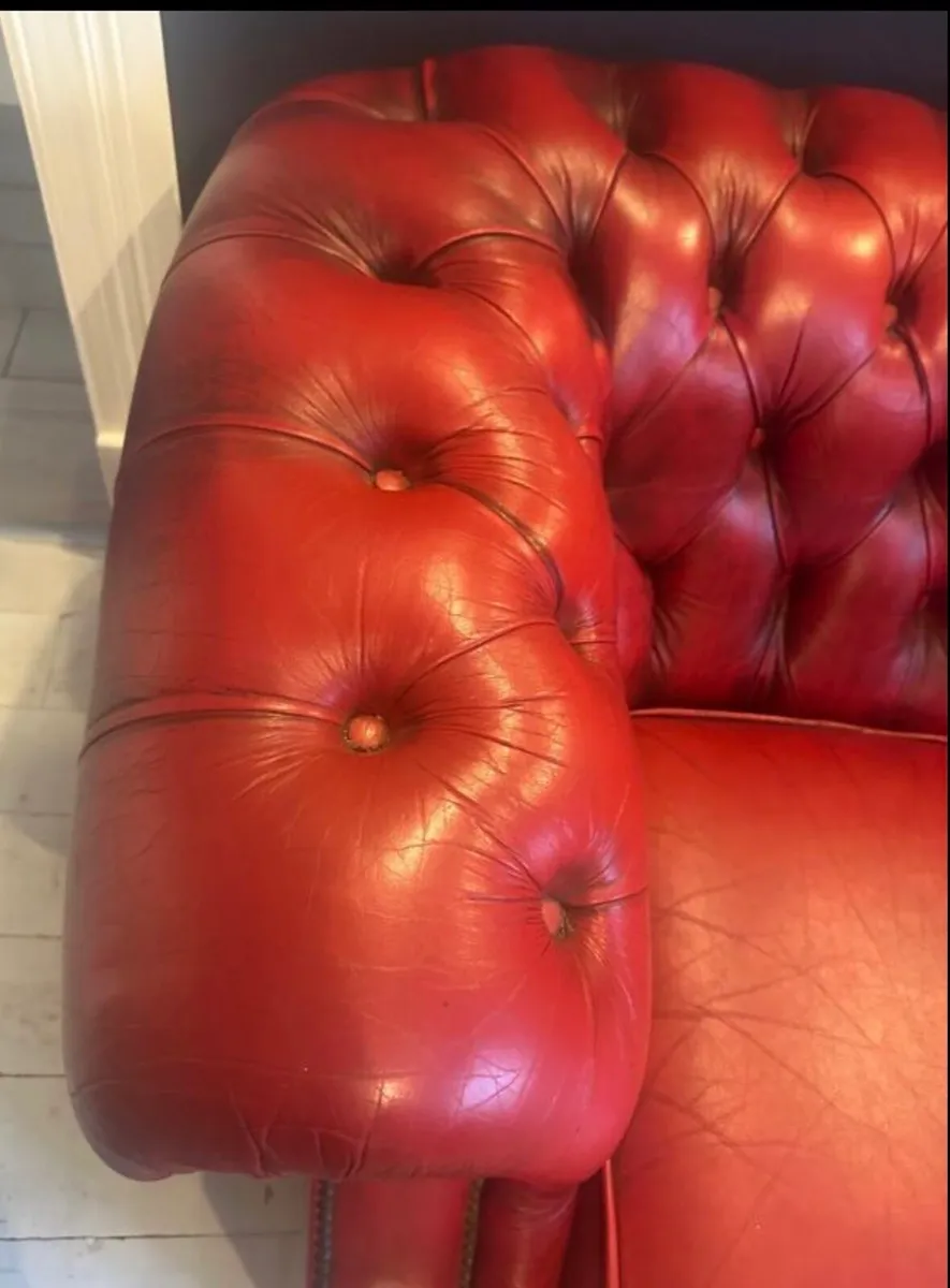 Red leather sofa - Image 3