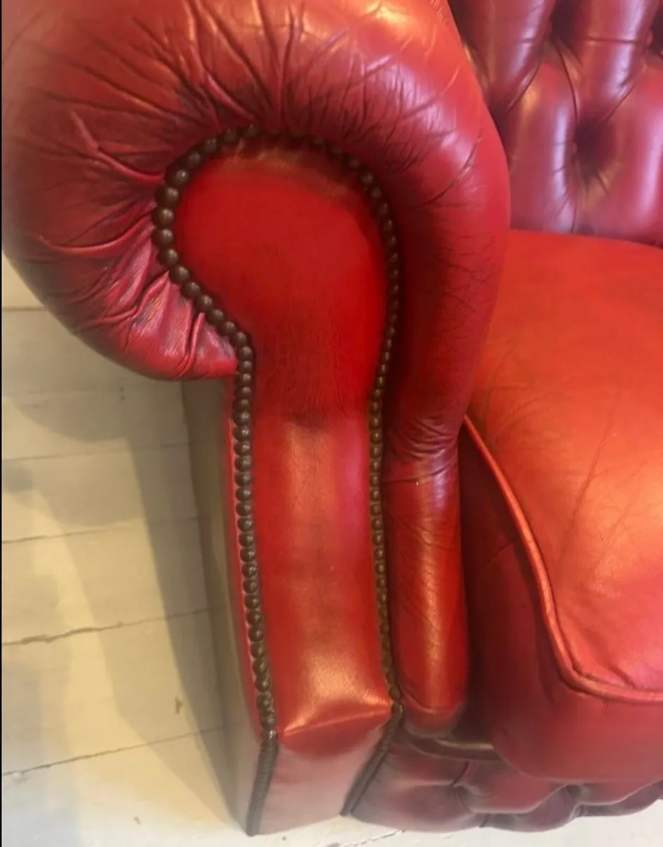 Red leather sofa - Image 4