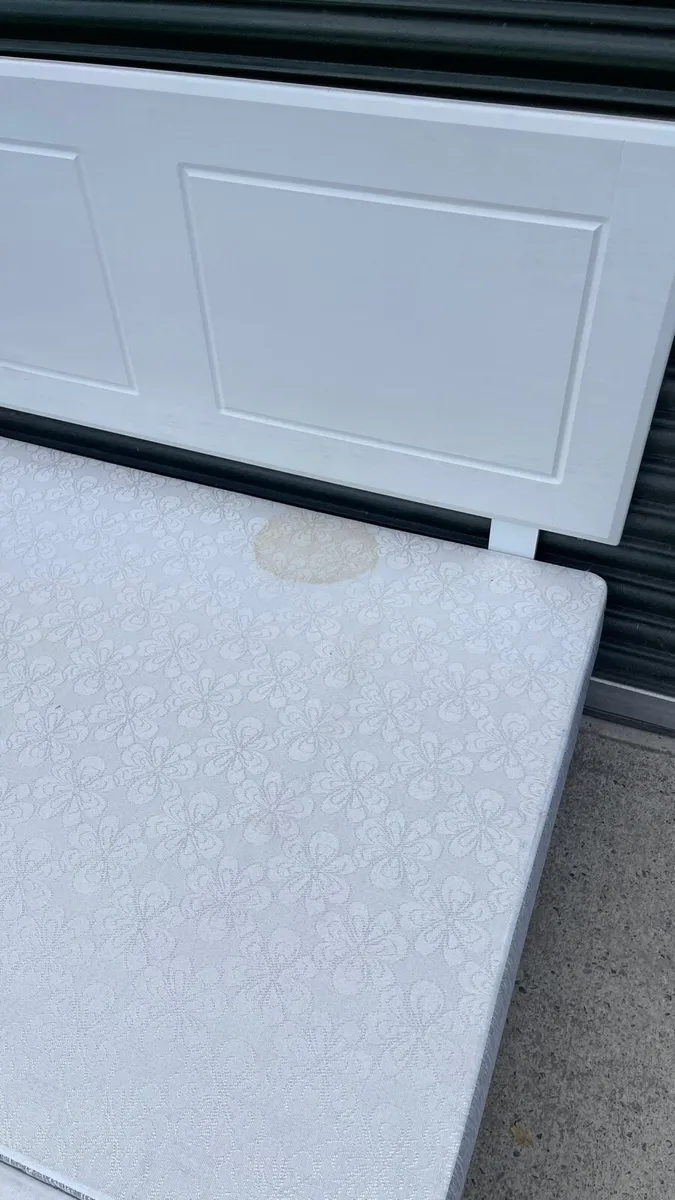 Double bed with brand new mattress - Image 4