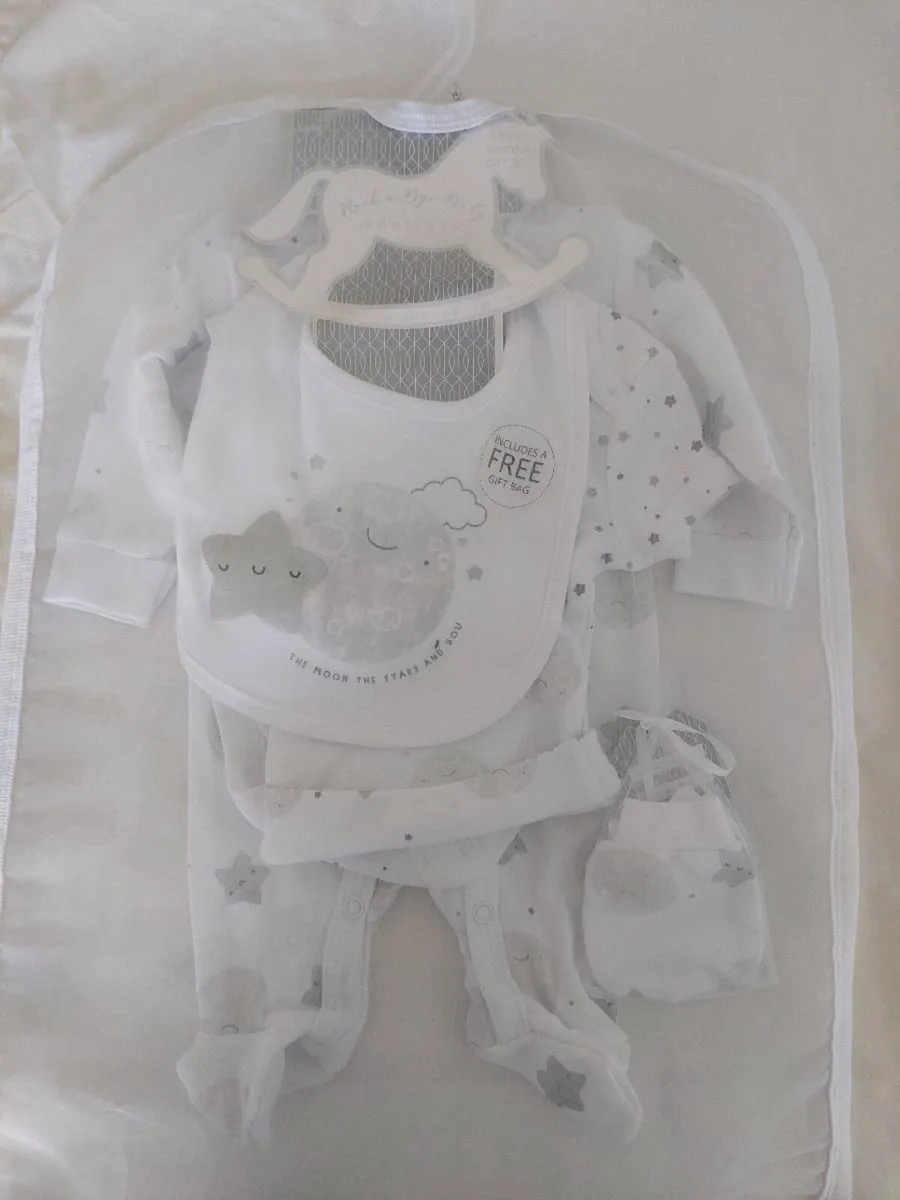 Baby gift set - Image 2