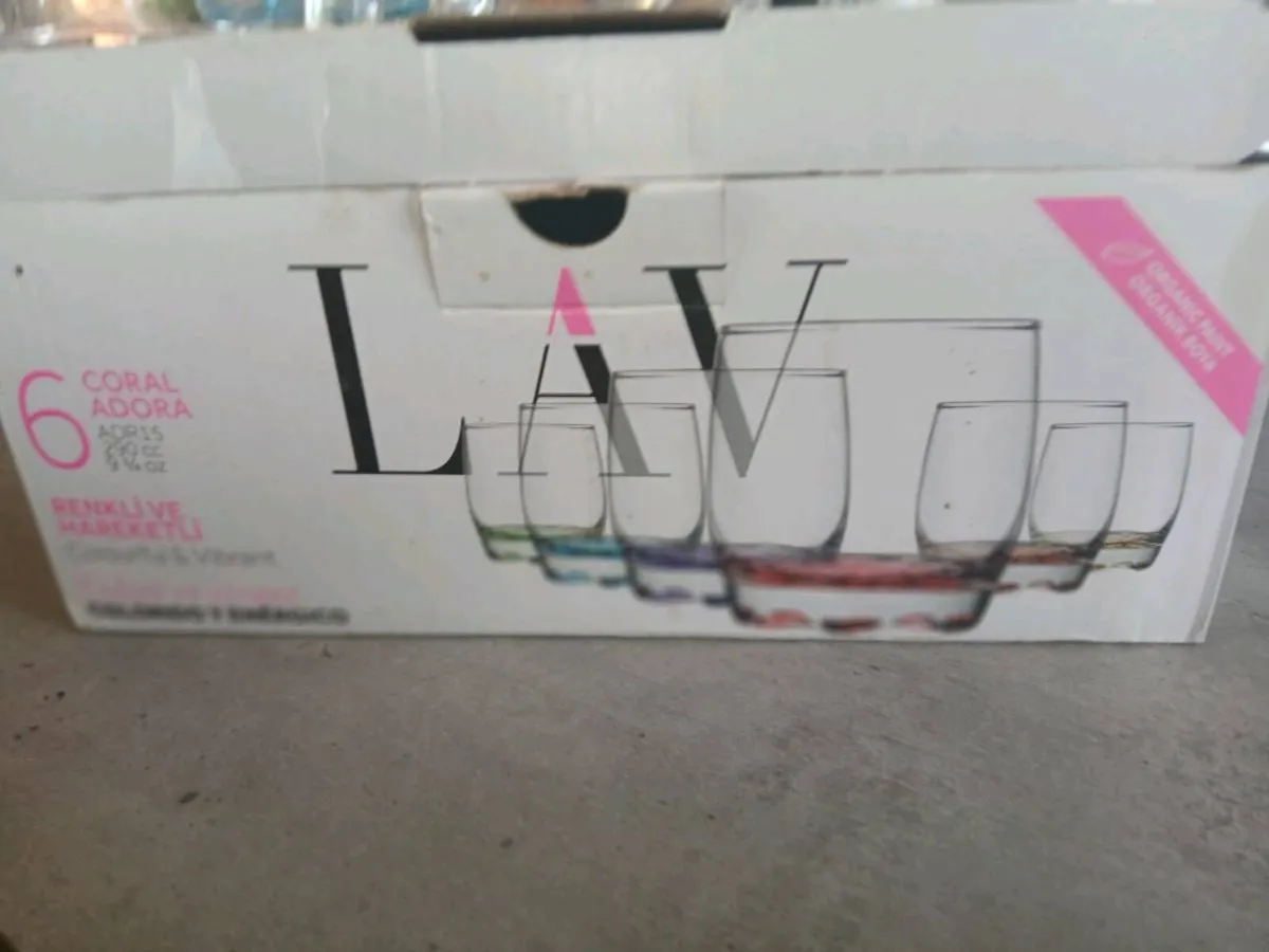 Household items - Image 1