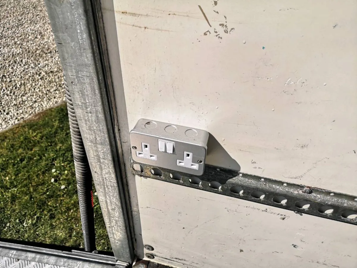 Ifor Williams BV 85 - Image 2