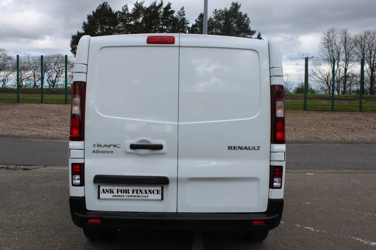 2024 Renault Trafic SL30 Advance - Image 4