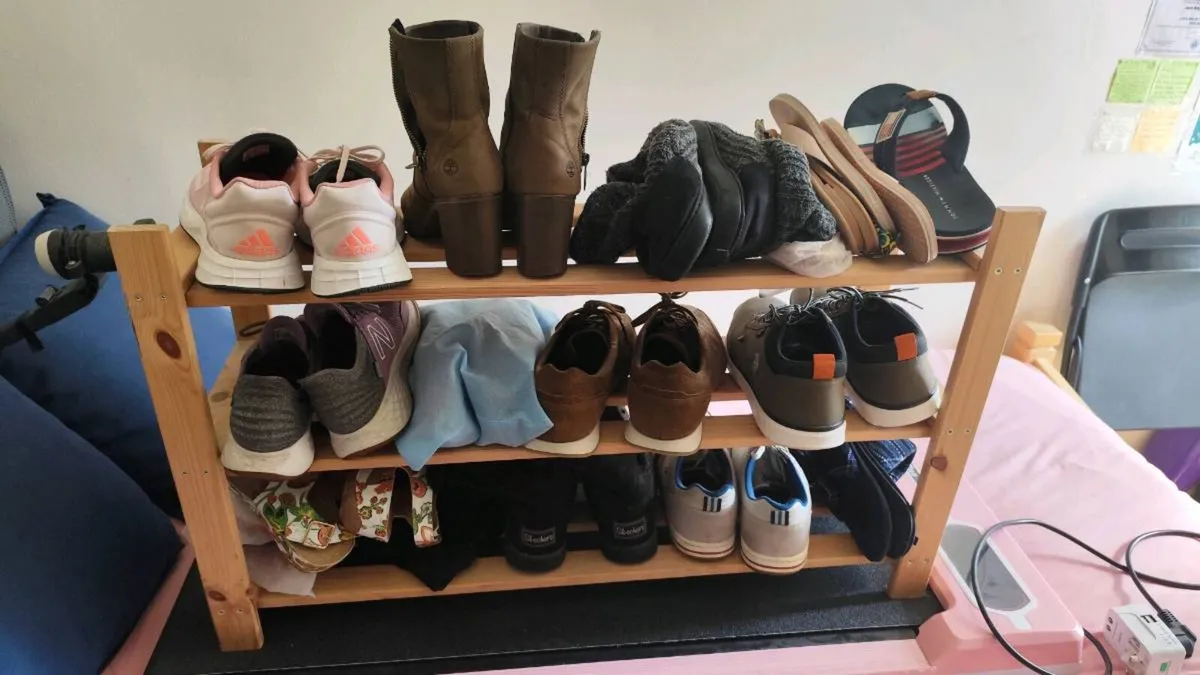 Shoes rack