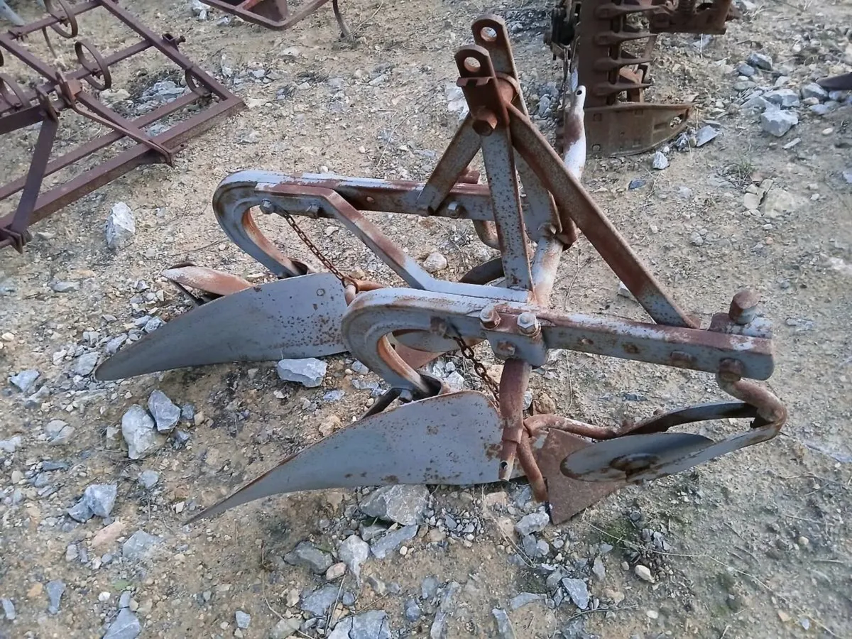Ferguson 2 furrow plough - Image 3