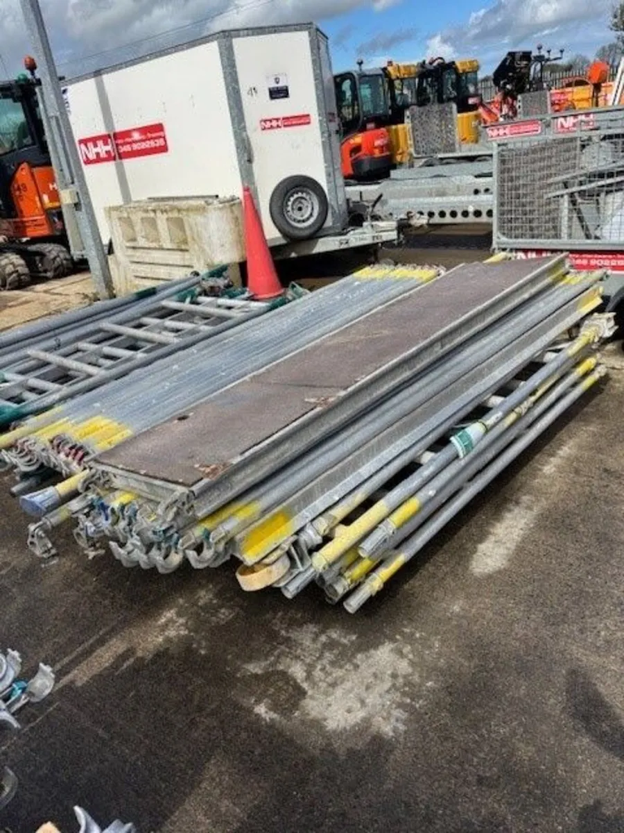 8X5 ALUMINIUM SCAFFOLD TOWER - Image 3