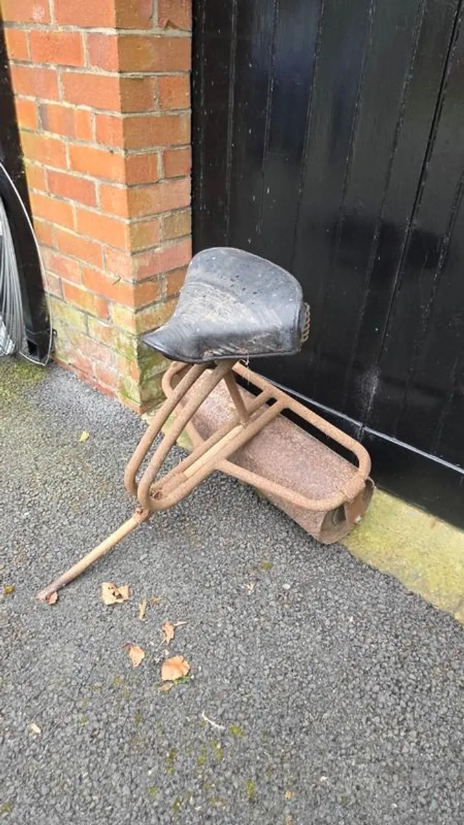 Vintage Garden Roller with Seat  Rustic  Decorative Piece - Image 2