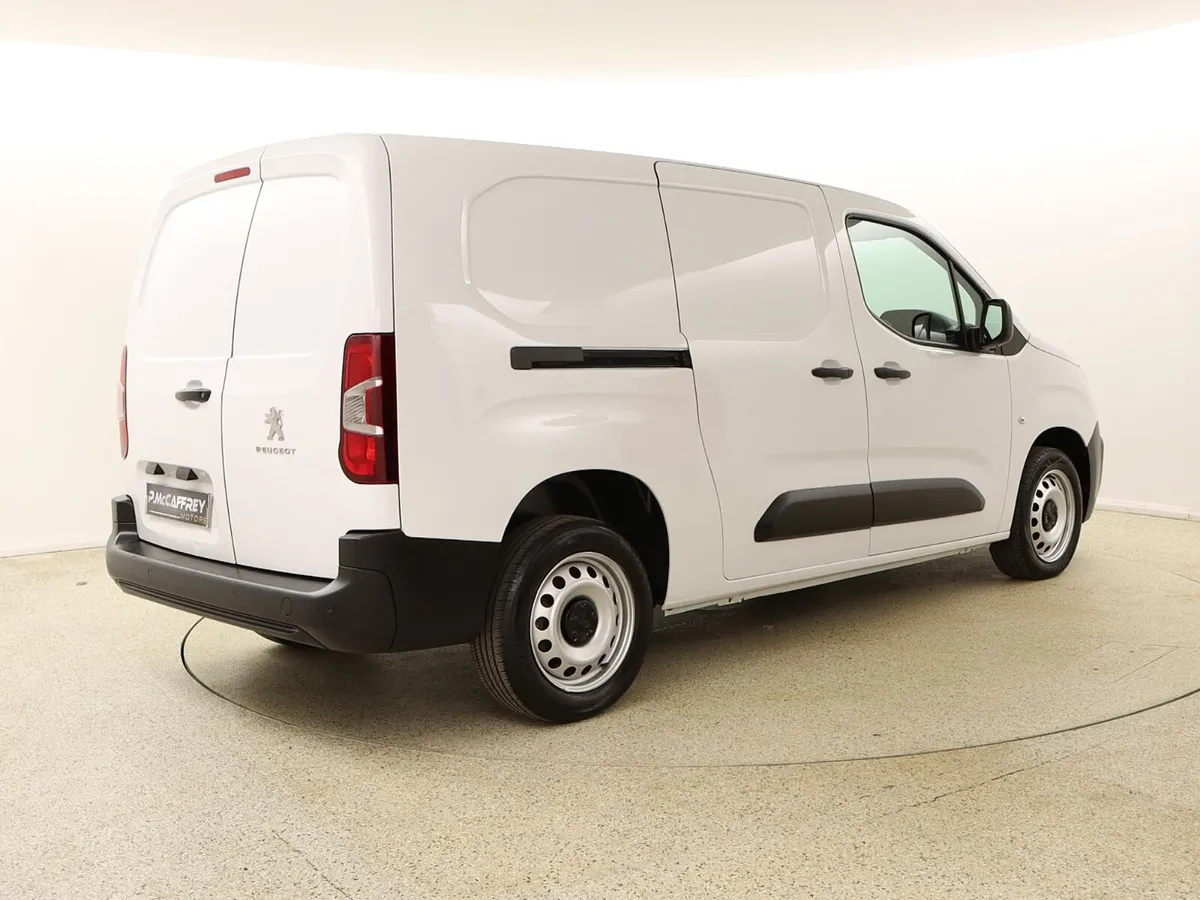 2023 Peugeot Partner 1.5 HDI Professional XL LWB - Image 4