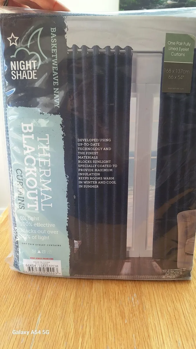 Thermal Blackout Navy Curtains - Image 2