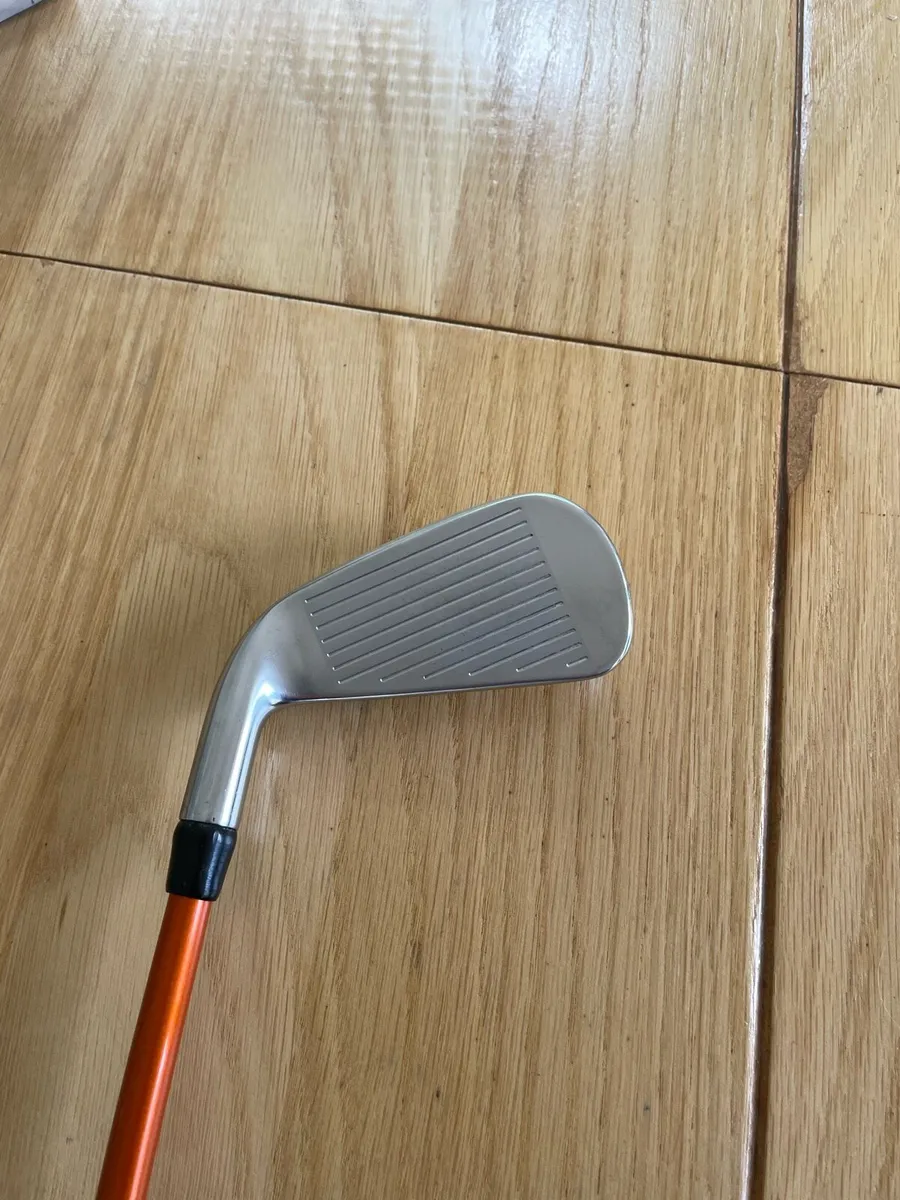 Titleist U505 2 Iron Tour Ad shaft - Image 2