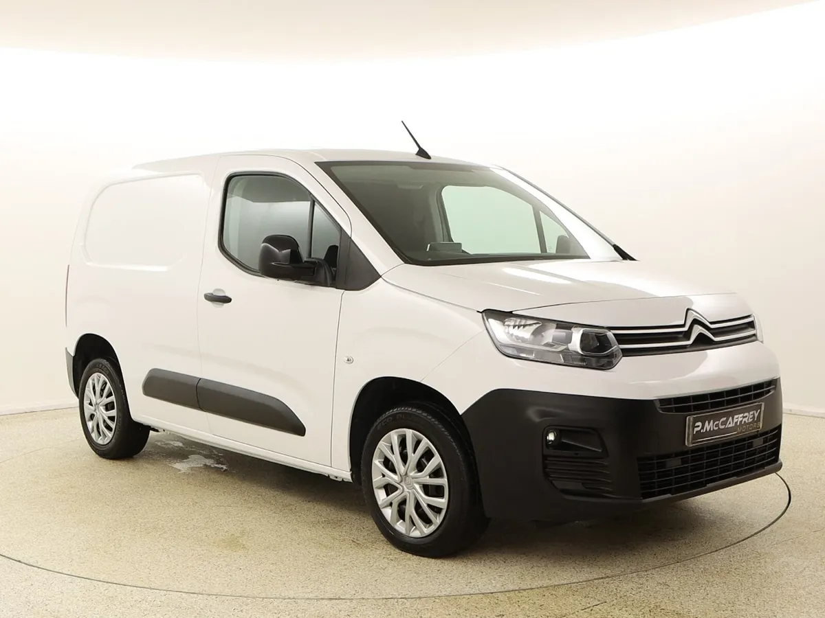 2022 Citroen Berlingo 1.5 HDI Enterprise 3 seater - Image 1