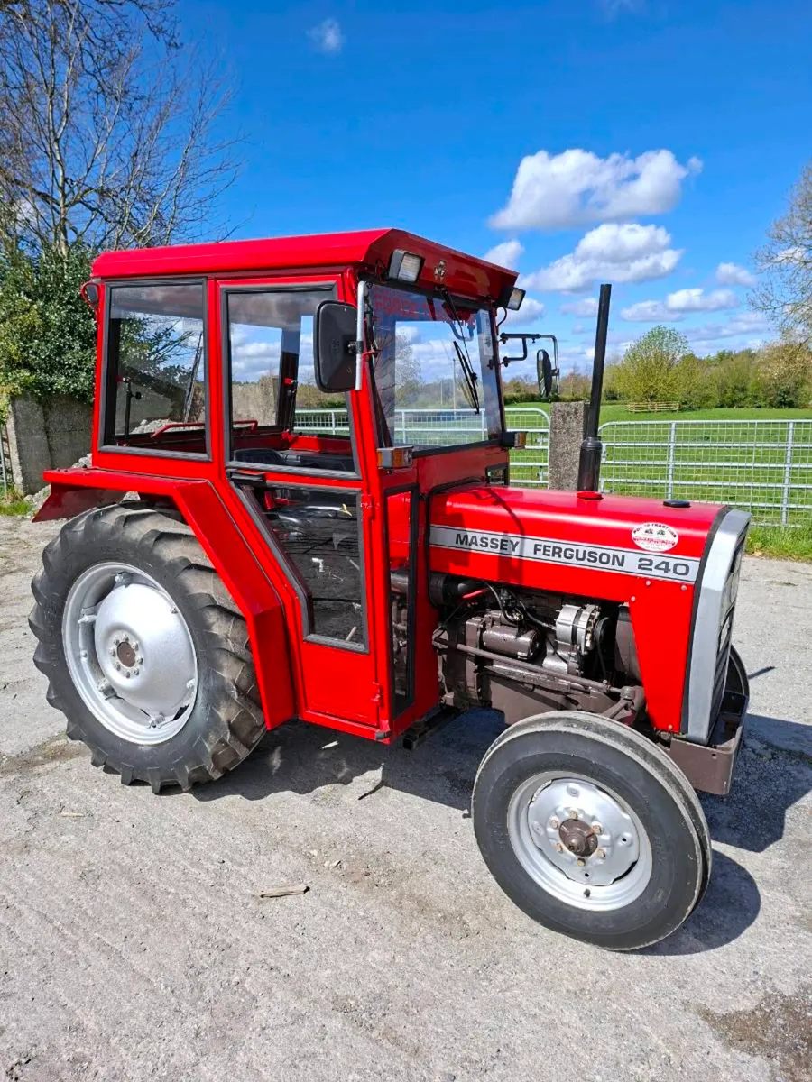 Tractor - Image 2