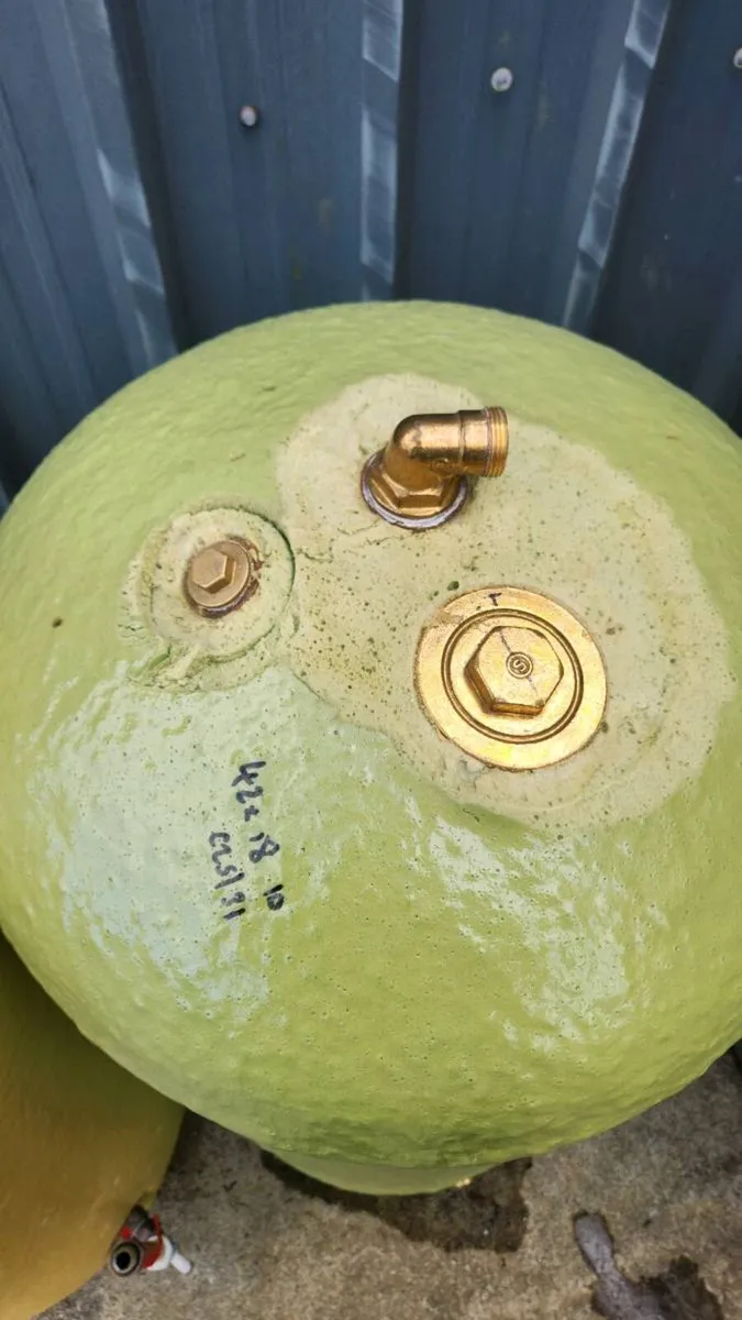 Copper Cylinders. - Image 3