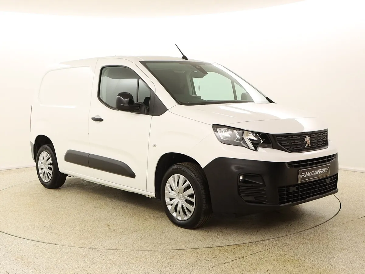 2022 Peugeot Partner 1.5 HDI Professional 3 seater - Image 1